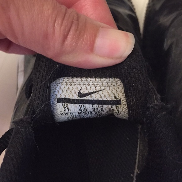 Like new NIKE SPIKES - Picture 5 of 6